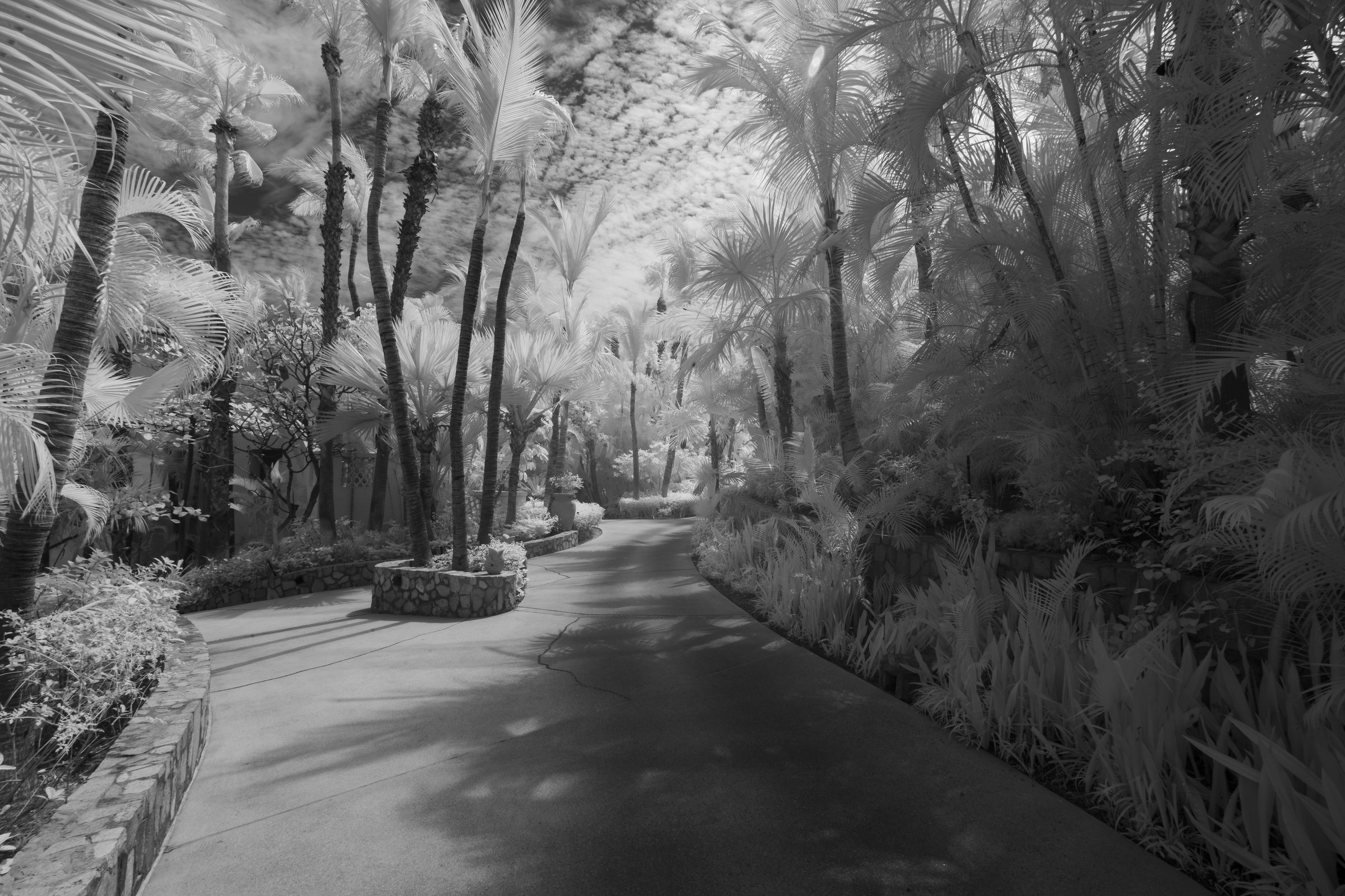 Hotel Sidewalk IR